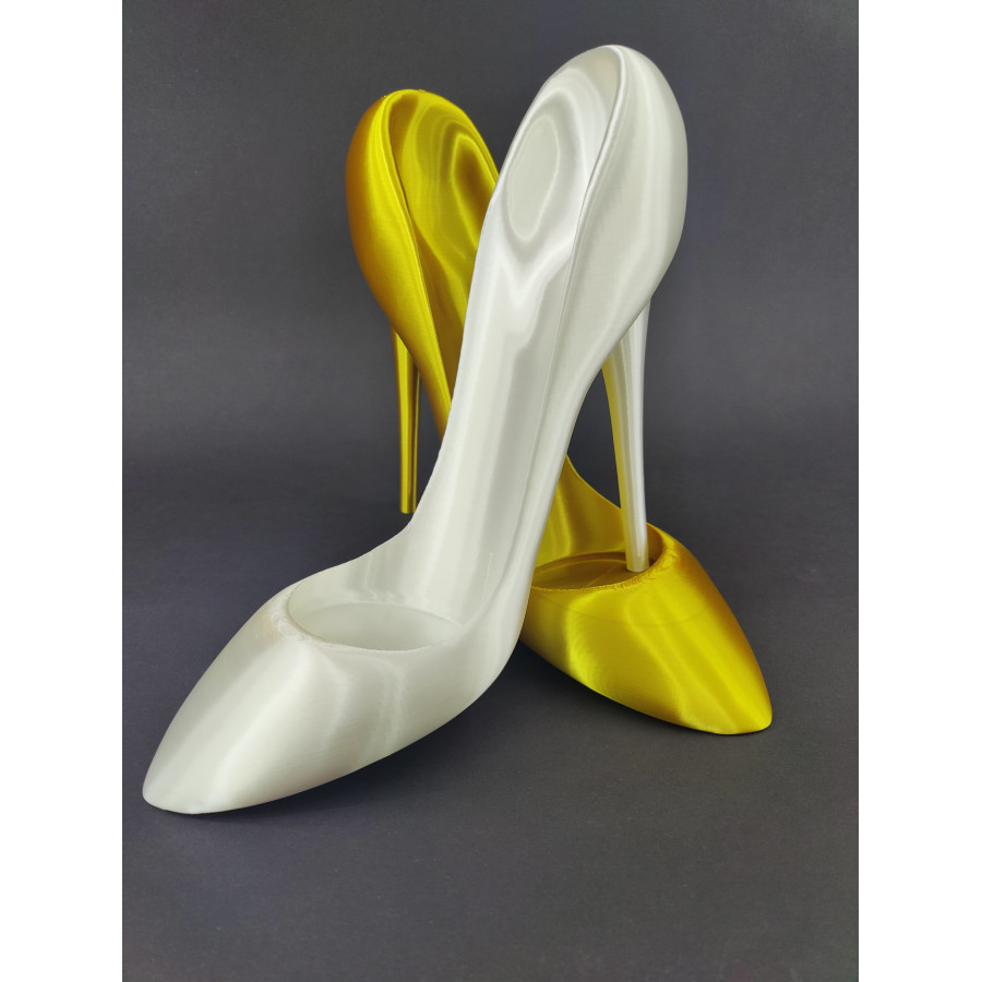 STILETTO WINE HOLDER – Stylowy Stojak na Wino w Kształcie Szpilki