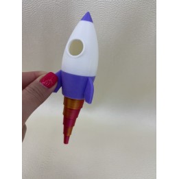 Rakieta kosmiczna z ruchomym ogniem - model